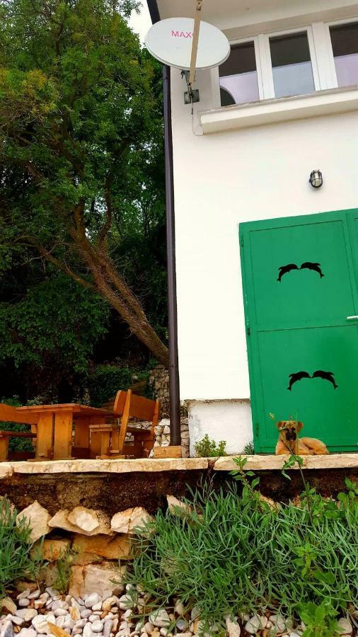 Beach House Bassi ริเยกา ภายนอก รูปภาพ